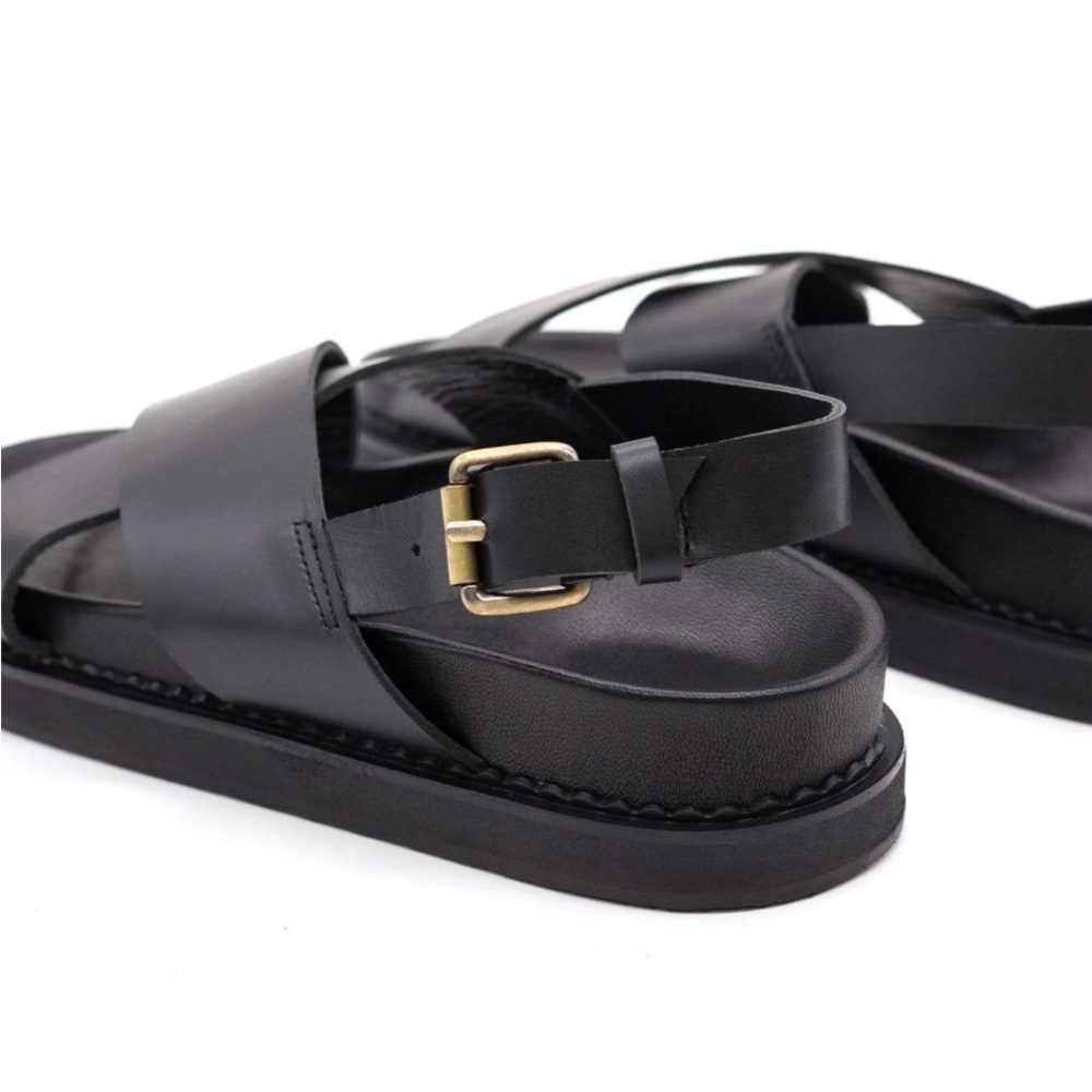 Nwt Liberte Leather Capri Black Leather Sandals With Buckle. — image 7 of 8
